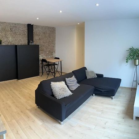 100% Renovated - Quiet Appartment Liege Luaran gambar