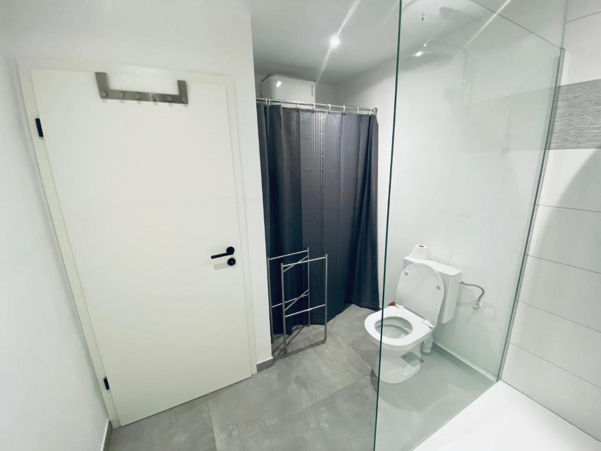 100% Renovated - Quiet Appartment Liege Luaran gambar