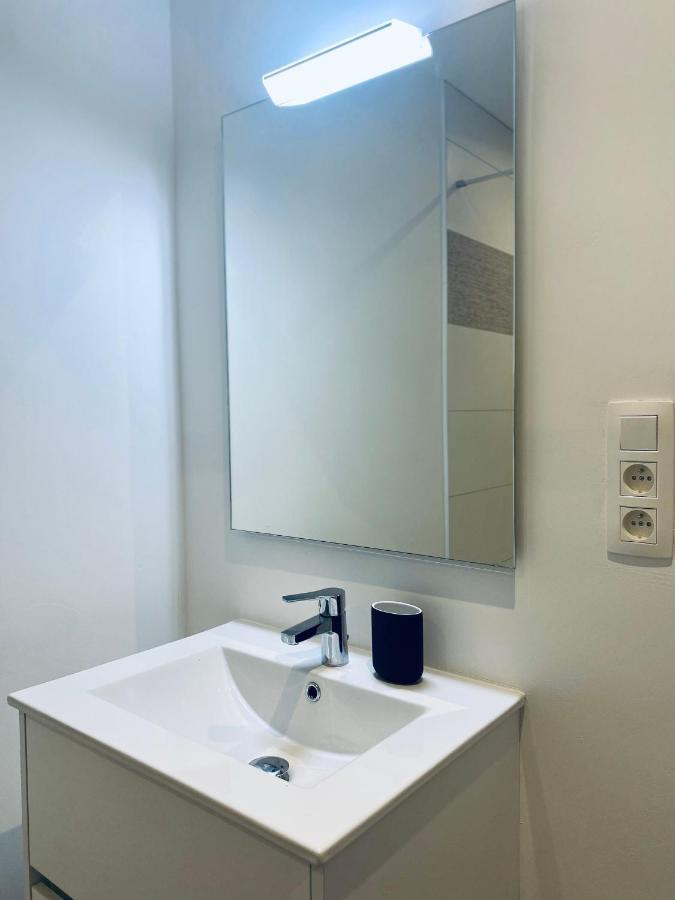 100% Renovated - Quiet Appartment Liege Luaran gambar
