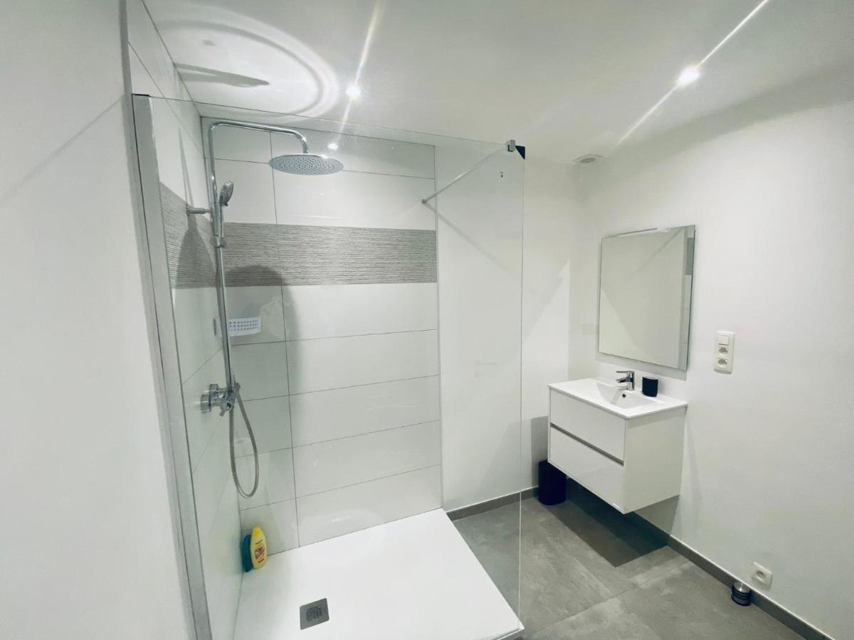 100% Renovated - Quiet Appartment Liege Luaran gambar